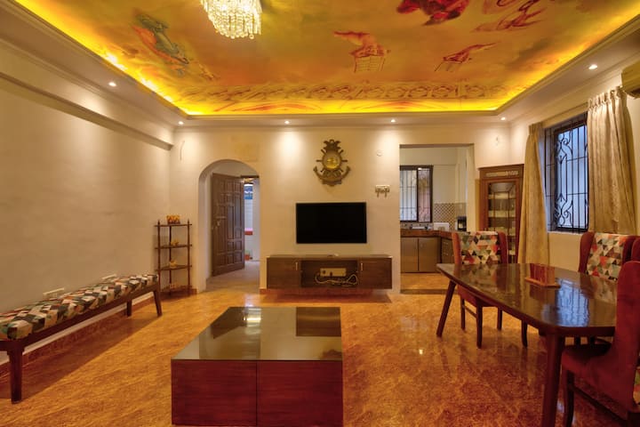 Living room image 1