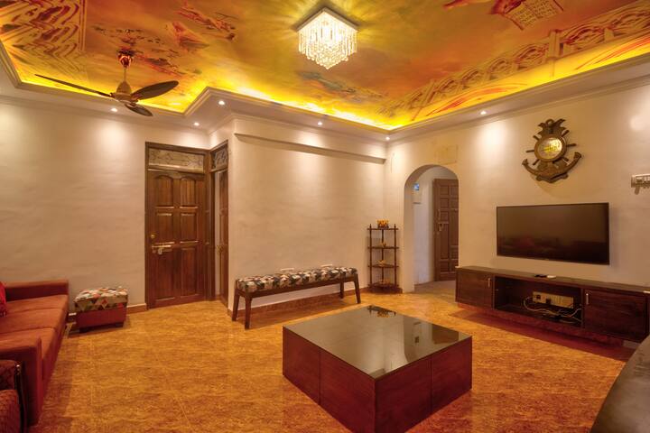 Living room image 3