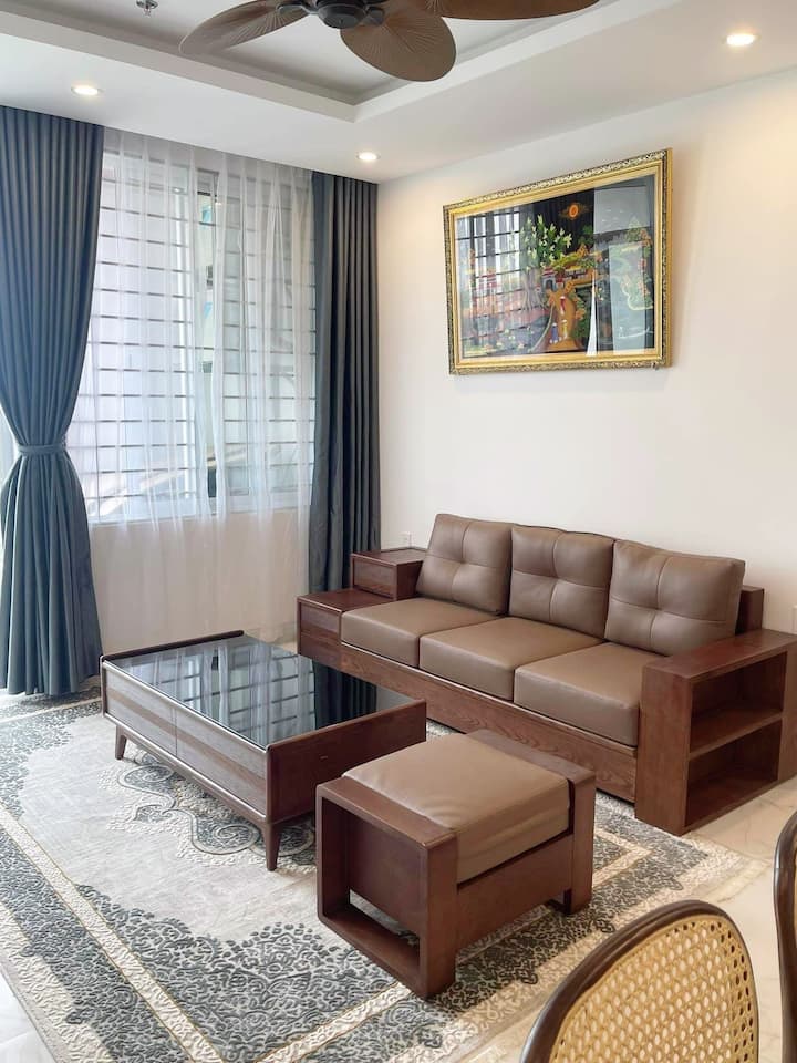 Hue Modern Apt with Vietnamese inspired interior Condominiums for