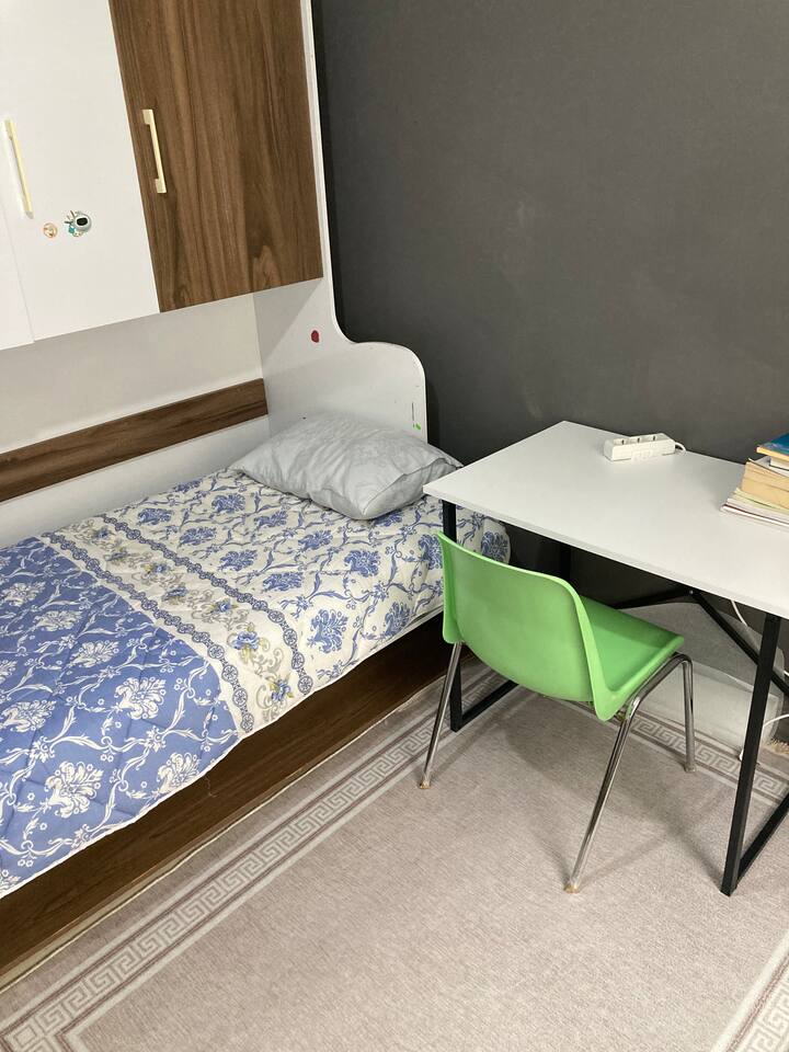 Lovely 1bedroom in a shared flat in Görükle Apartments for Rent in