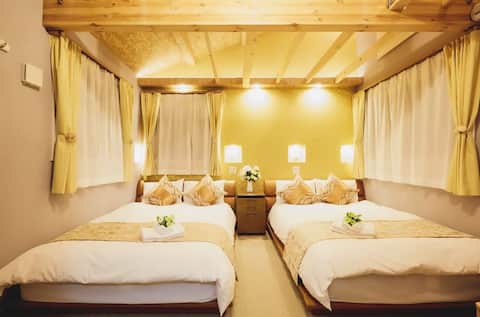 One house: Ikebukuro 7min/Shinjuku 11min/Shibuya 16min/Walk to Jujo Station and Itabashimachi Station/Sleeps 6