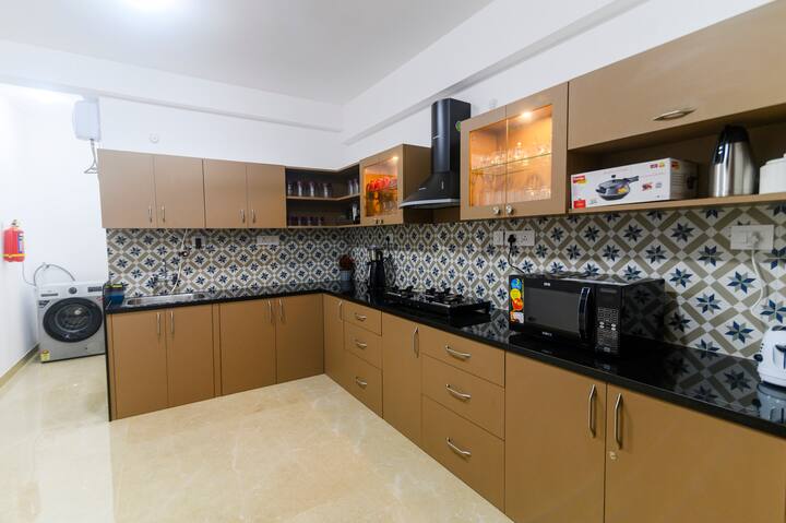 Kitchenette image 1