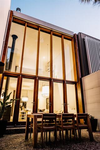 Beautifully curated 2 bedroom home gallery image 3