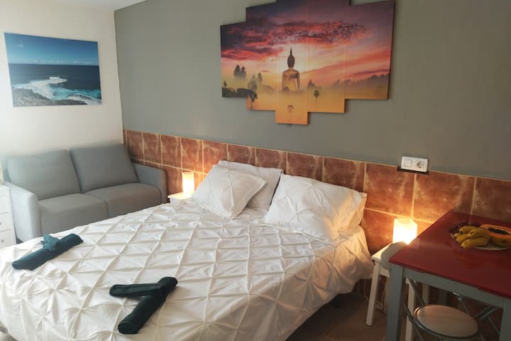 მონოლოკალური 