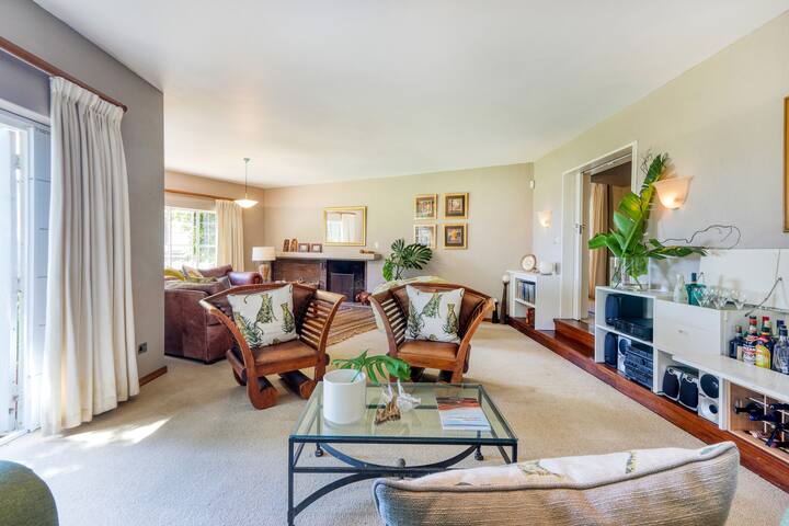 Constantia Winelands Homestead gallery image 4