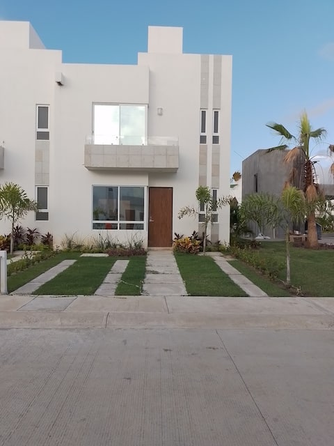 Top performing Airbnb: house with pool 3rec 3wc living room dining room kitchen 2aut in San Clemente De Lima