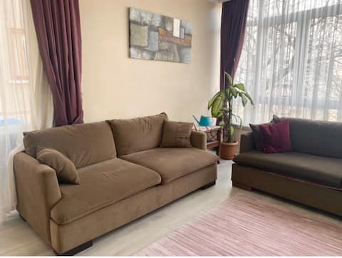 Anıtkabir-Metro Side, Central, Comfy Full Apartment