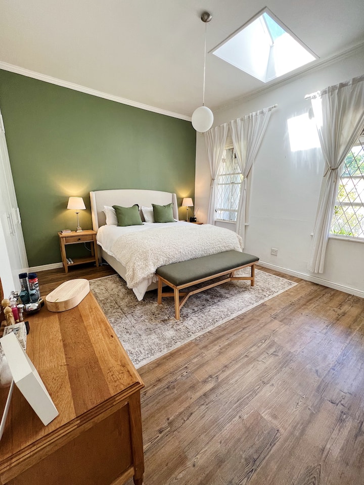 Спалня 2: суперголямо двойно легло, легло с допълнителна дължина