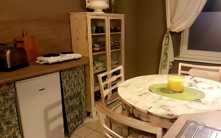 Jennys Dritte Ferienwohnung -
Stadtrandoase - Naumburg (Saale)