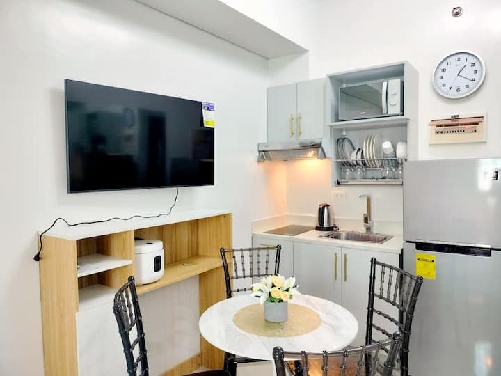 Fully furnished Studio Apartment (The Beacon) Apartments for Rent in Manila, Metro Manila