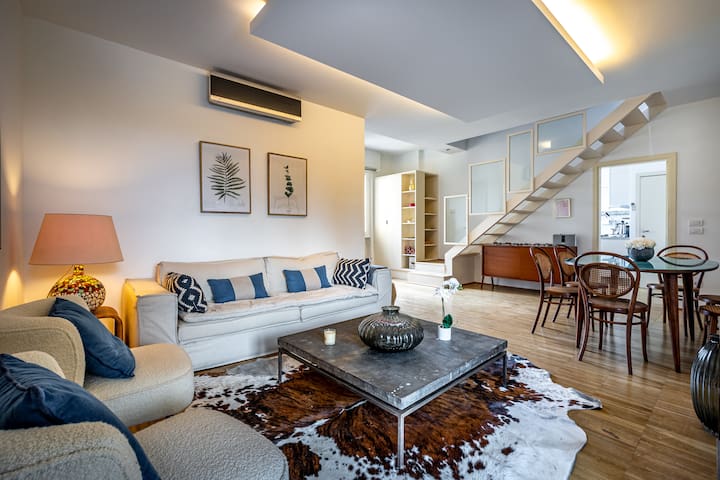 YiD Penthouse on Florence River with parking