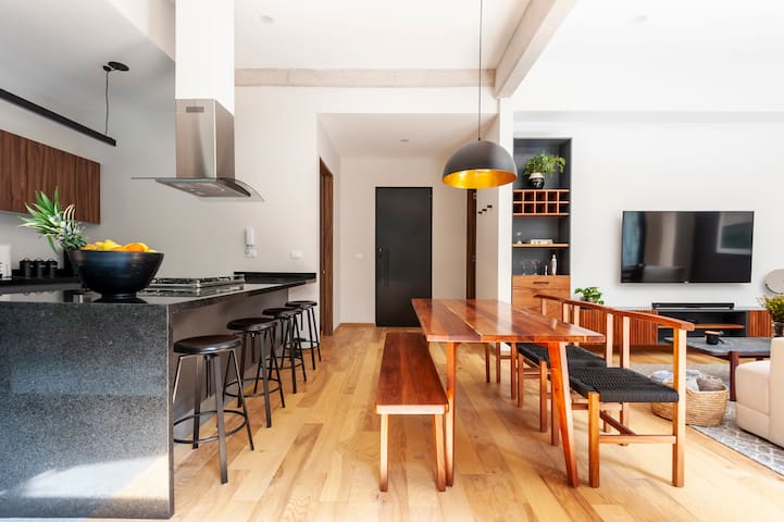 Stunning 3-bdr Garden House in Roma Norte gallery image 2