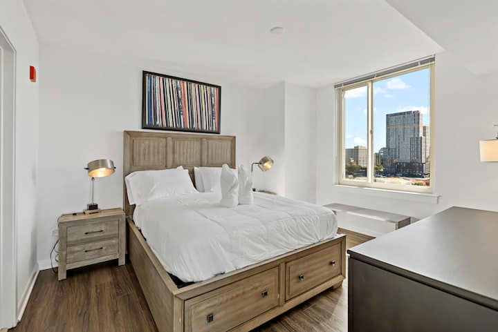 Unique Collection | Luxury | Tysons | Rooftop Pool