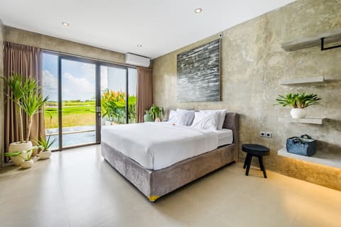 Modern Luxury Apartment with pool - Mountain Views