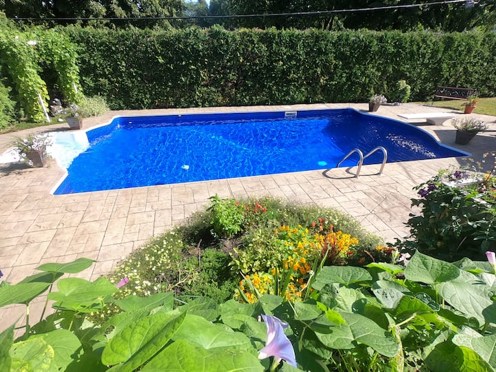 8 Best Airbnb Vacation Rentals In Boucherville, Canada Updated 2024