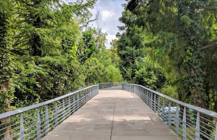 Large Modern 2 Bed/2 Bath -7 min DT in Central ATX