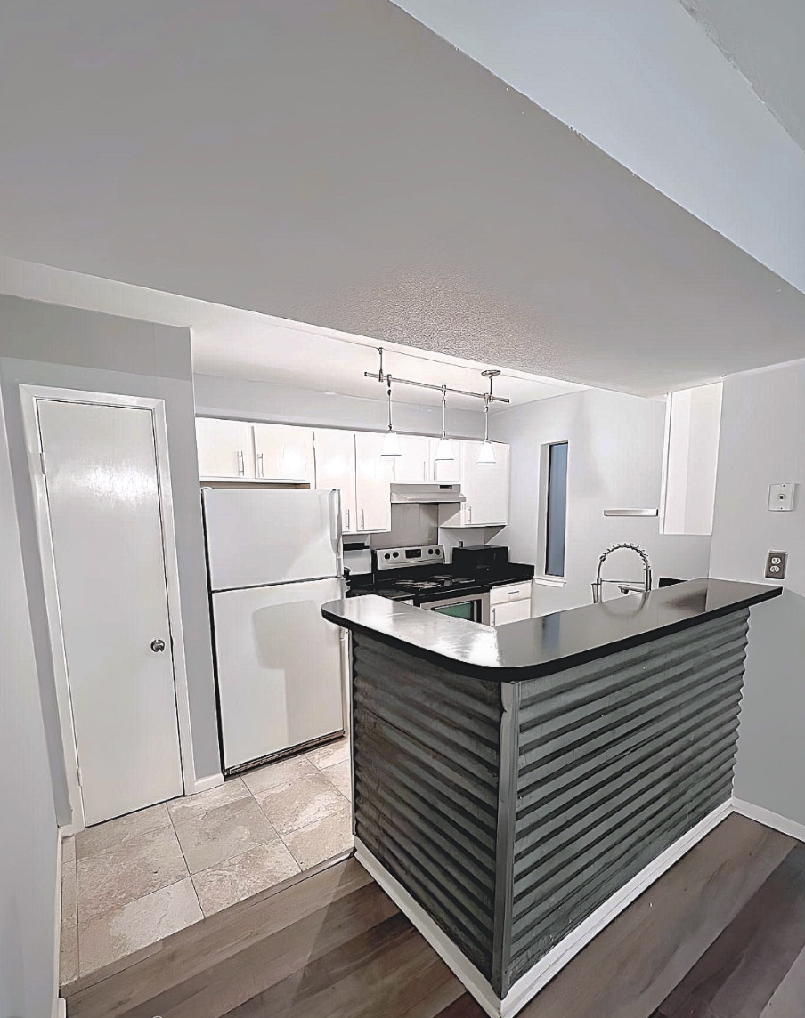 Large Modern 2 Bed/2 Bath -7 min DT in Central ATX