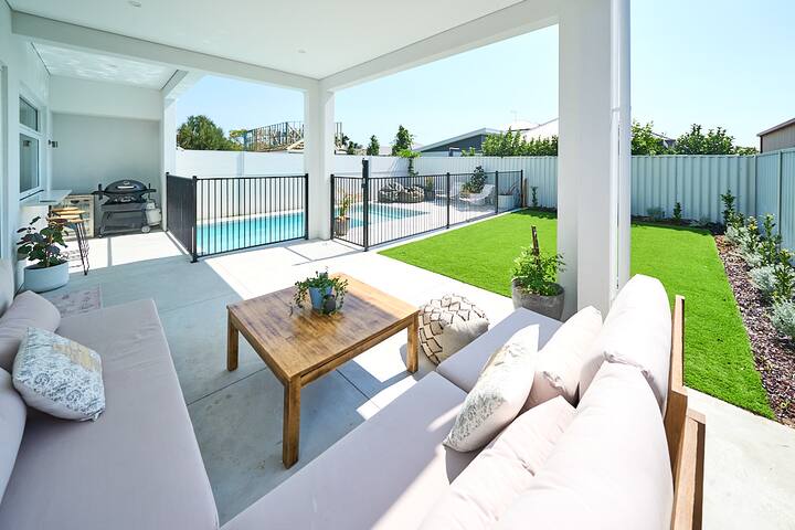 Stunning New Home – Insurance stays welcome. gallery image 4