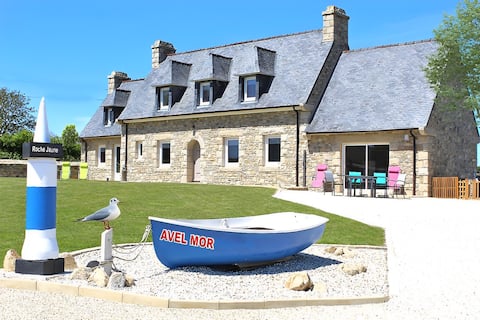 Between Paimpol / Bréhat and Pink Granite Coast