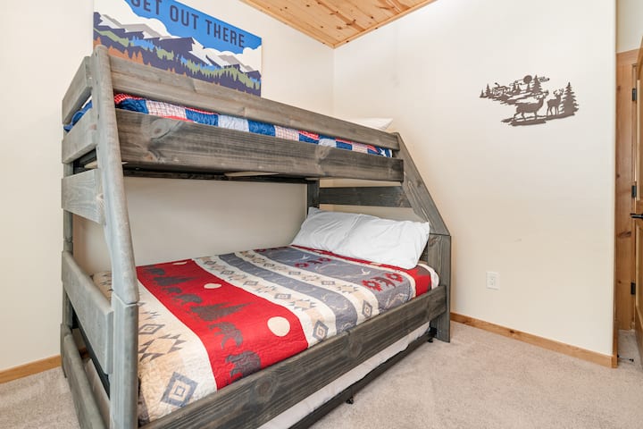 Bedroom 3: bunk bed, twin over full and an extra roll out bed underneath