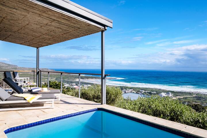 Ocean’s Horizon Beach Villa | pool | solar powered gallery image 3