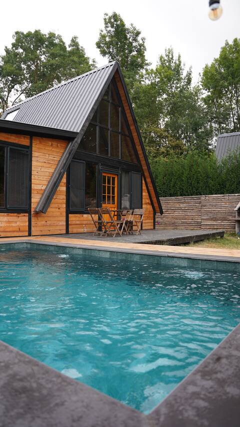 Luxury Modern Frame House with Hot Pool Jacuzzi