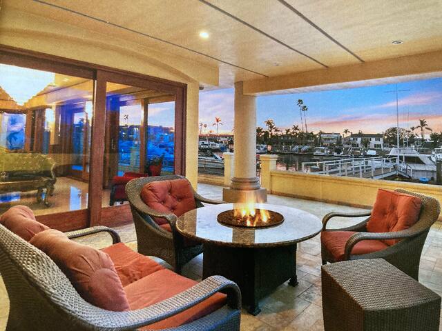 Beachfront Naples Island Mansion w/ Boat gallery image 3