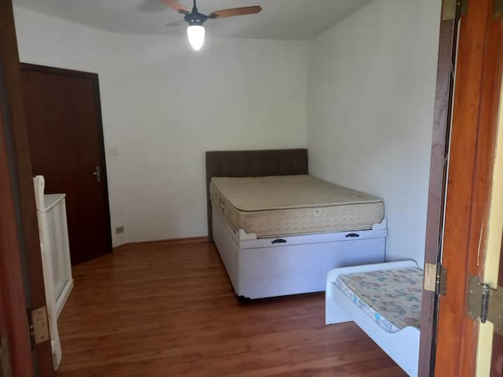 Მეოთხე აივანი 