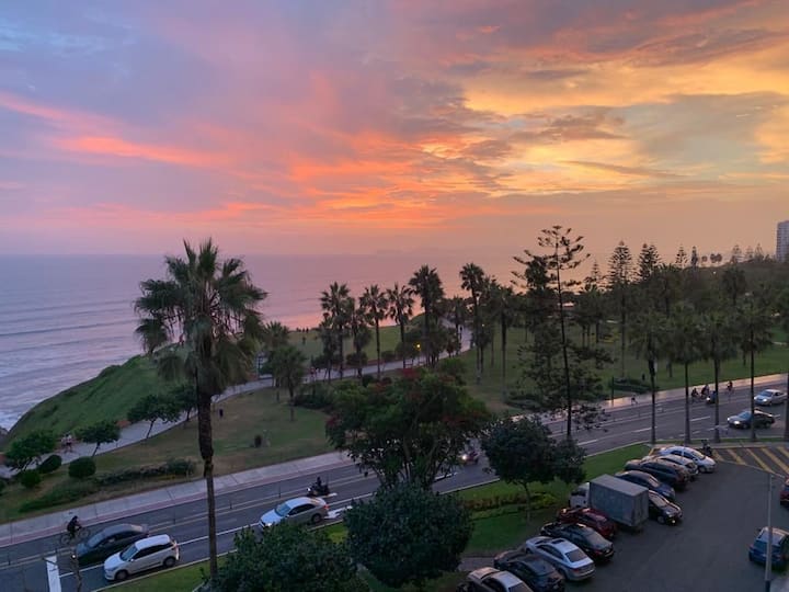 Apartment in Miraflores with ocean views Flats for Rent in Miraflores