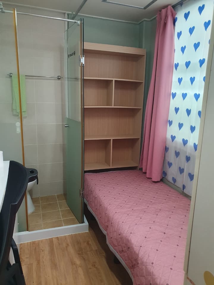  Gangnam Station Morning house in the center of Gangnam Houses for