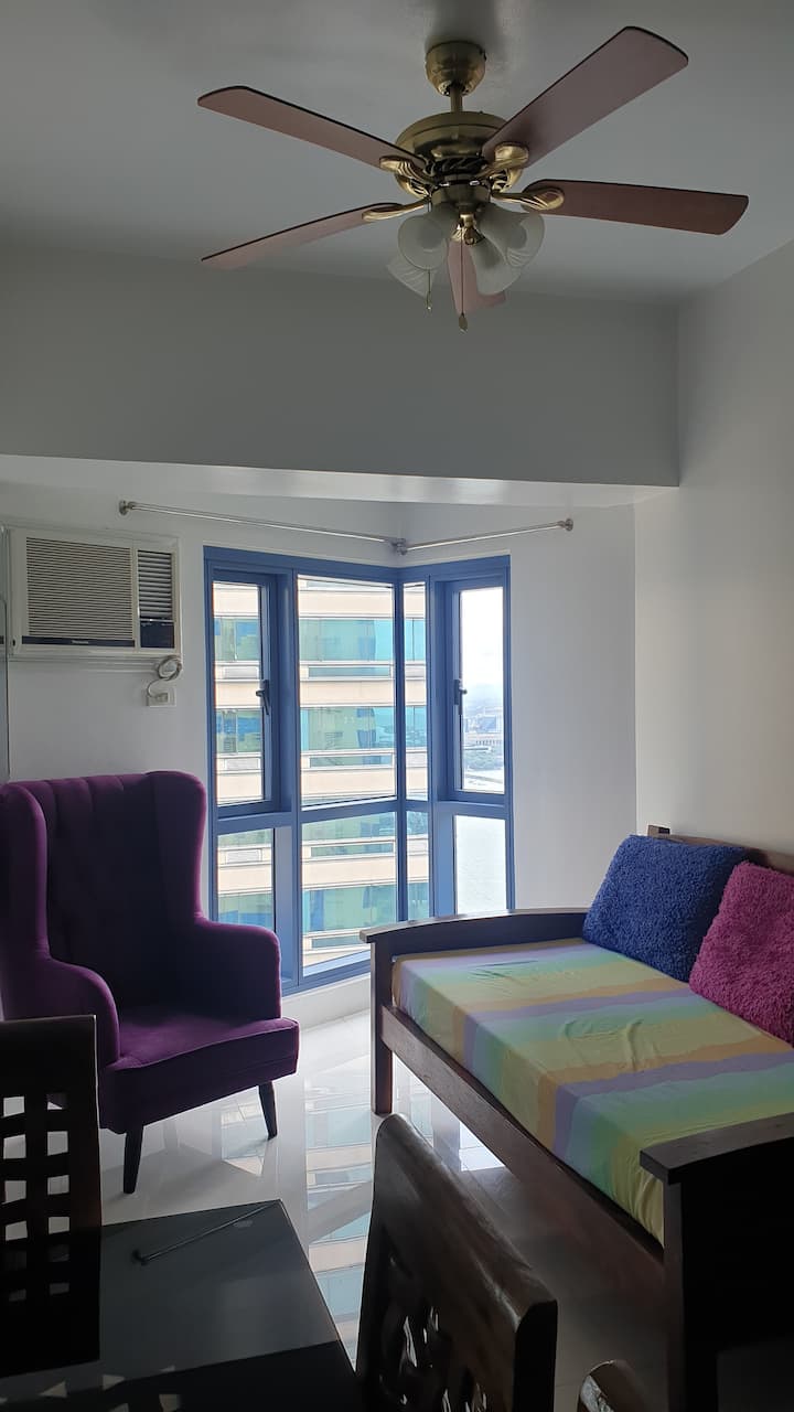 Manila Bay View 1BR Fully Furnished Condo Unit Apartments for Rent in