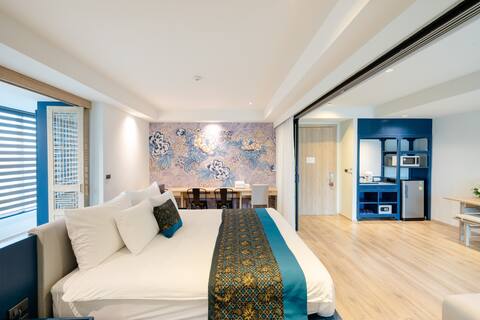 Luxury one bedroom + living room + balcony (RO)
