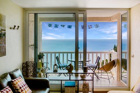 5-star dept with views, pool and jacuzzi