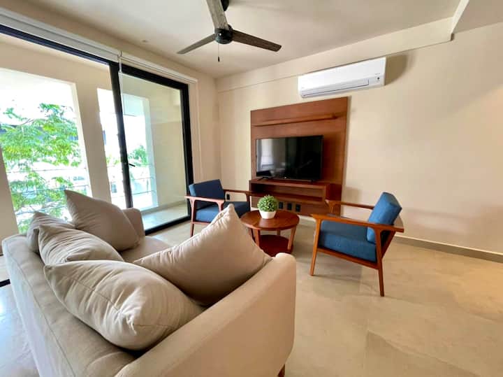 Central & Comfy 2-br Condo |&nbsp;Roof Top Pool, Wifi - Tulum