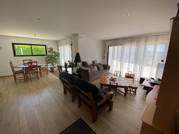 Maison Chaleureuse Chez Lhabitant Avec Parking - Theix