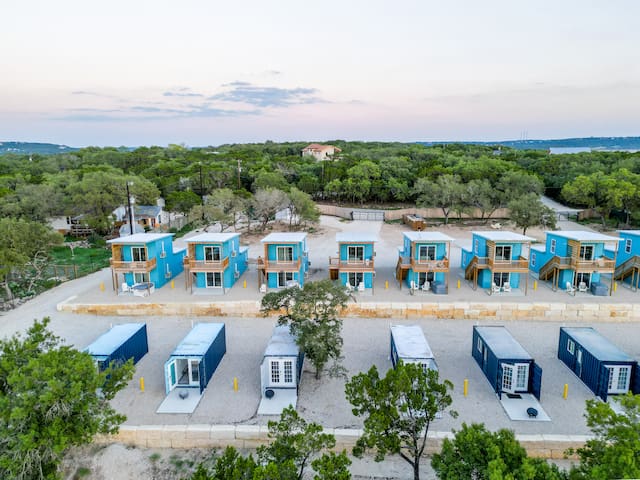 The Container Retreat at Canyon Lake managed Airbnb listing 3