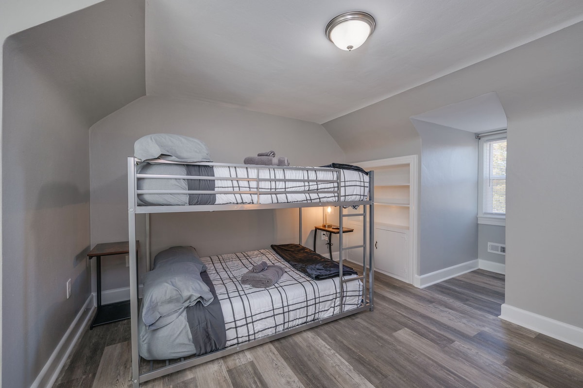 საძინებელი 4