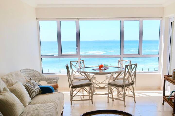 The Big Blue – beach living near V&A Waterfront gallery image 2