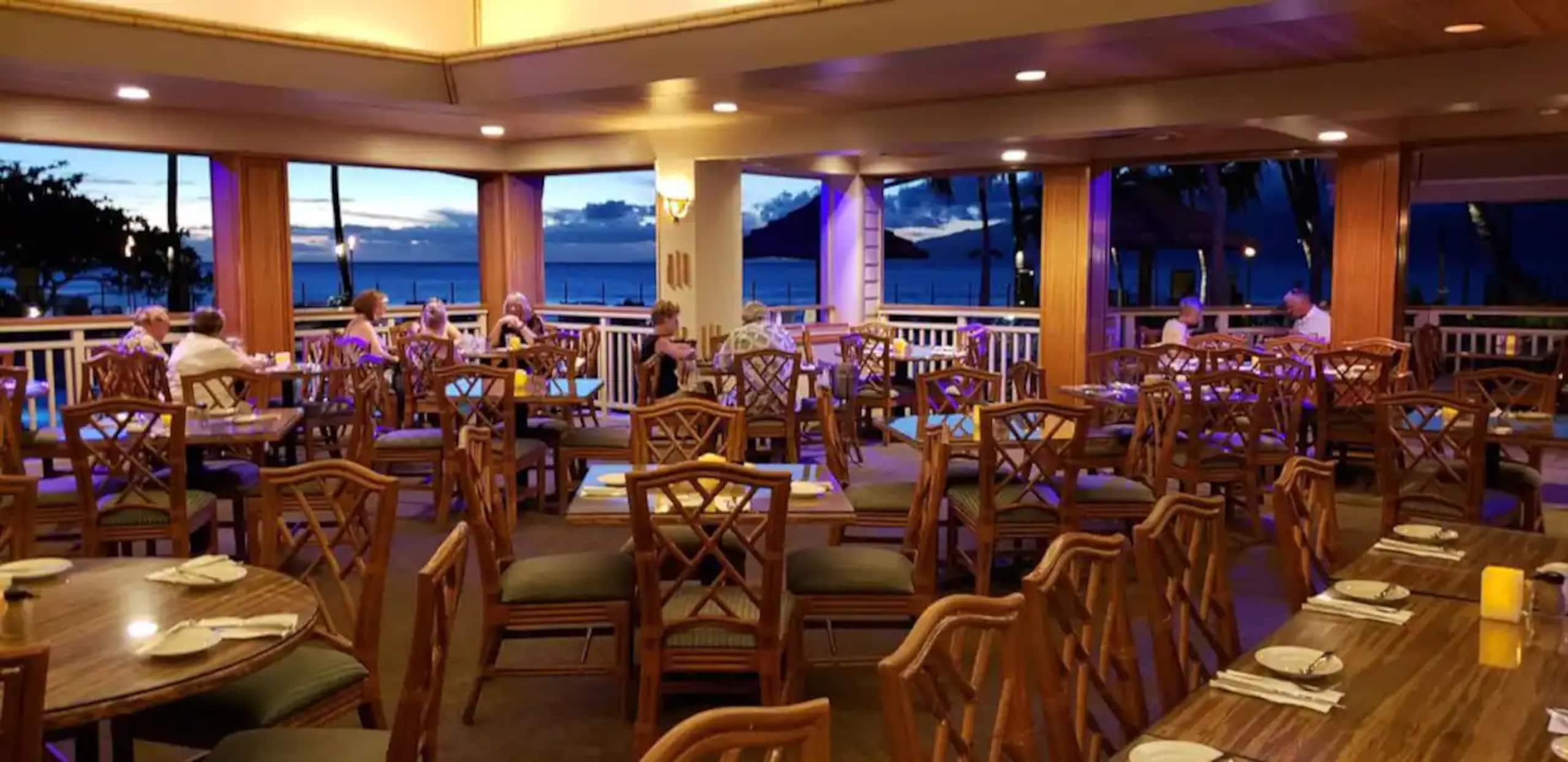 Condo in Lahaina · ★4.73 · 2 bedrooms · 4 beds · 2 baths - Image 11