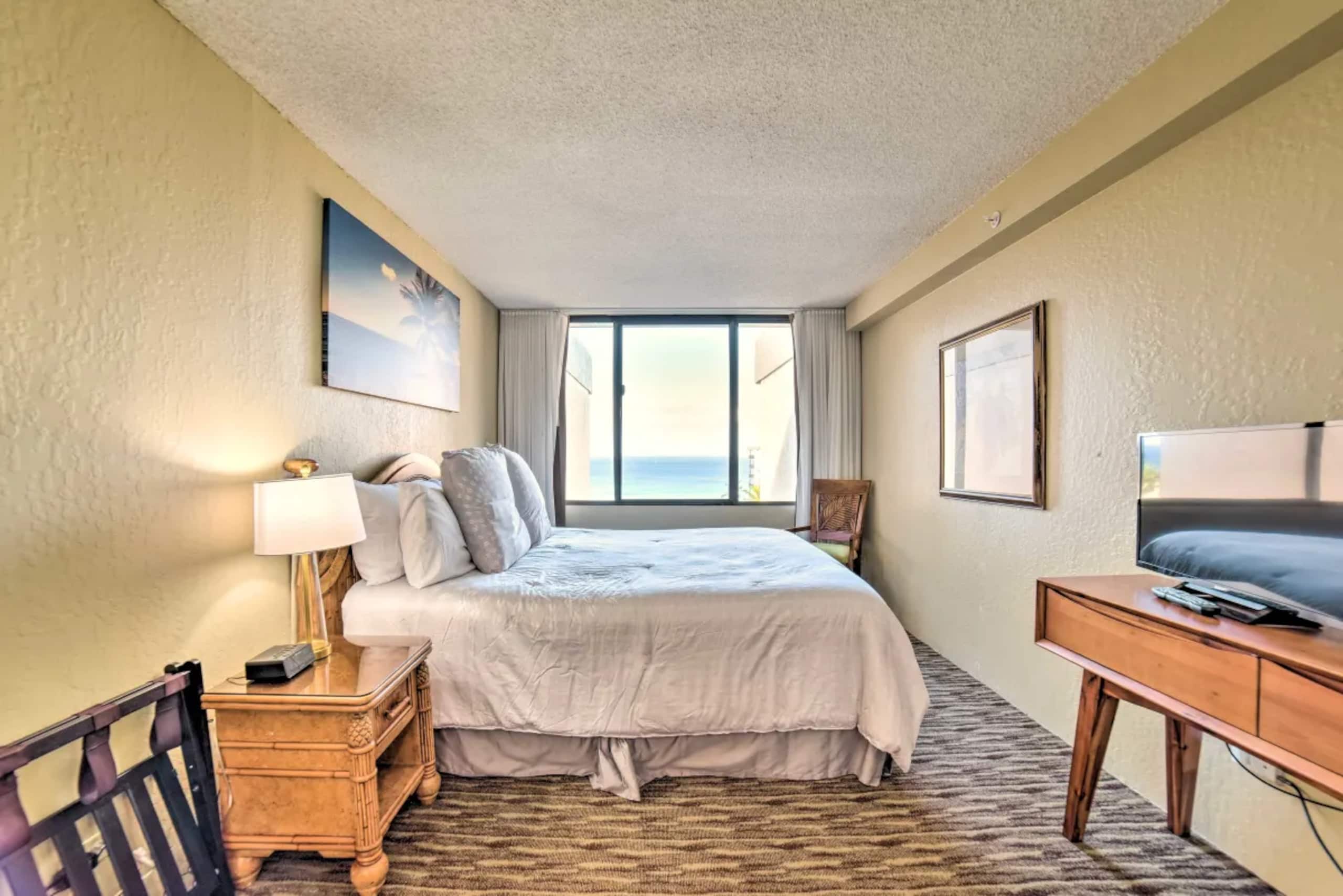 Condo in Lahaina · ★4.73 · 2 bedrooms · 4 beds · 2 baths - Image 24