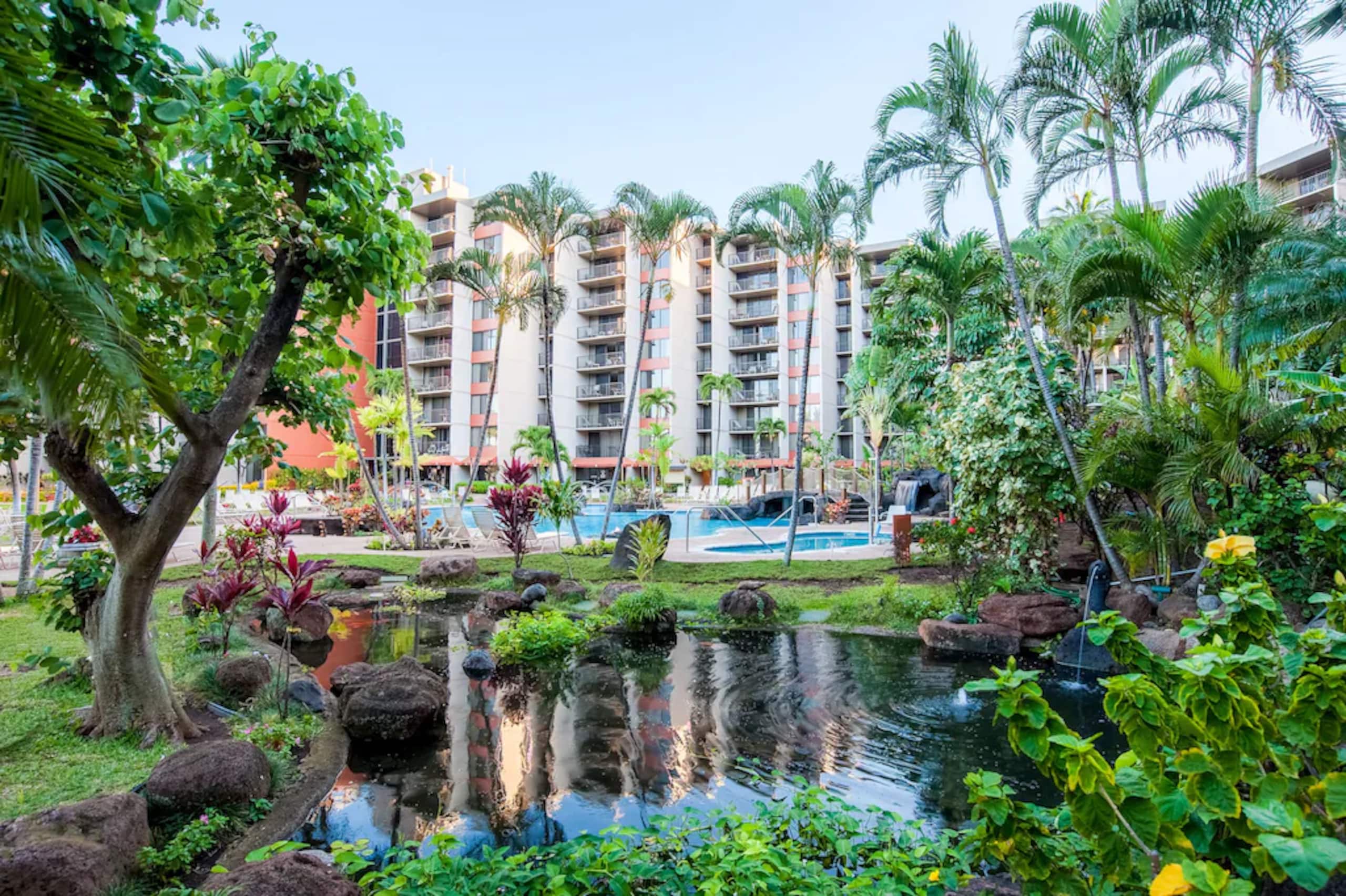 Condo in Lahaina · ★4.73 · 2 bedrooms · 4 beds · 2 baths - Image 9