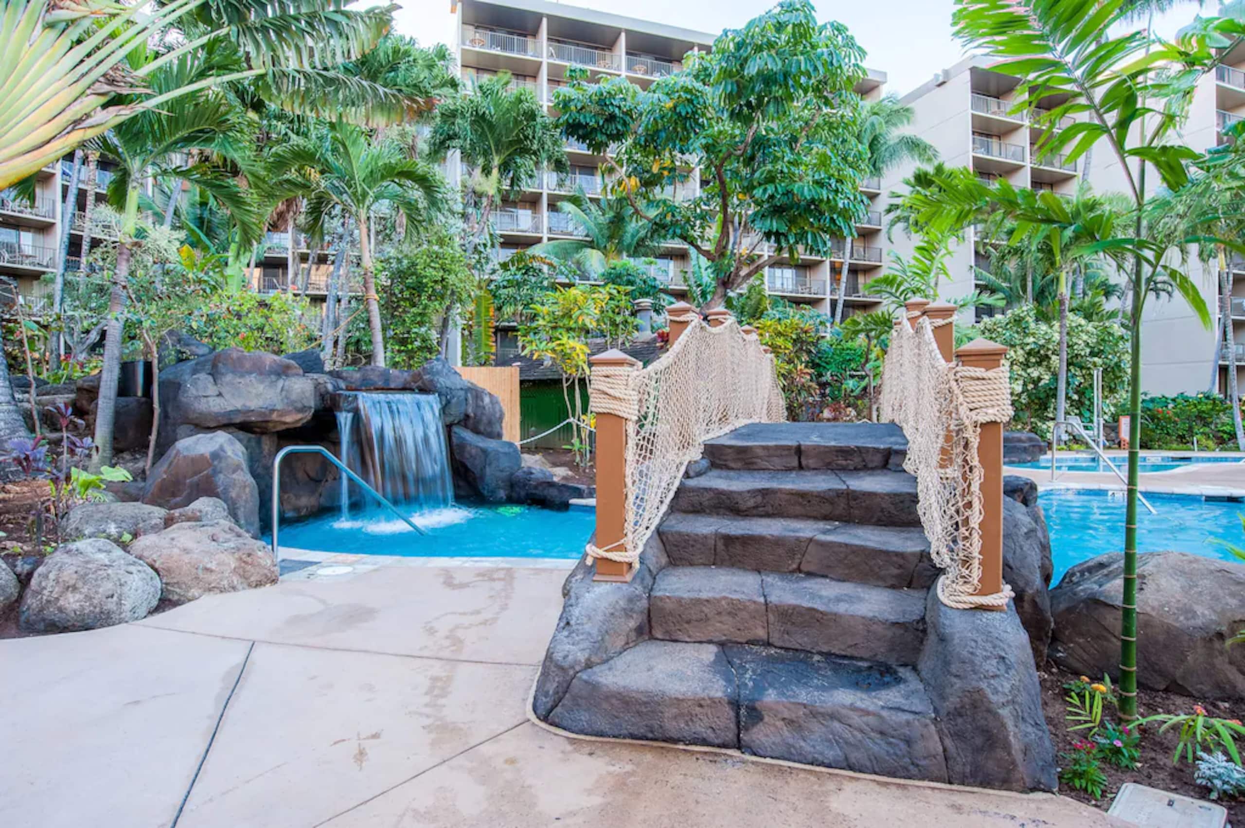 Condo in Lahaina · ★4.73 · 2 bedrooms · 4 beds · 2 baths - Image 8