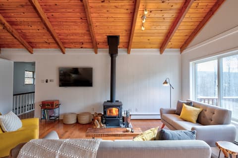 Fulton House - Family Friendly Lodge in Roscoe