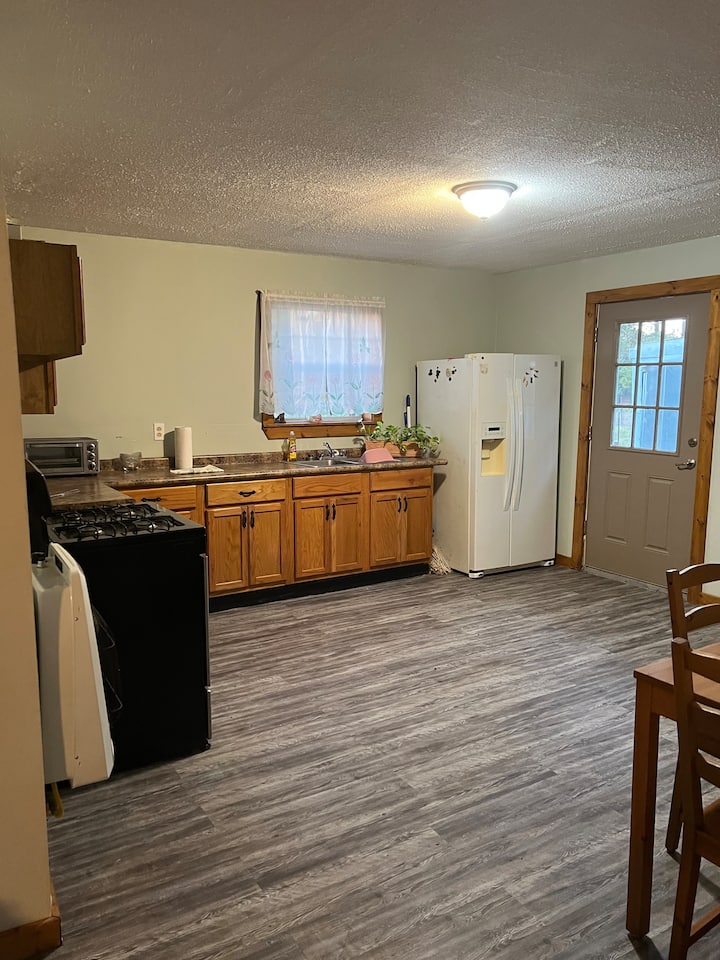 Country Retreat Guesthouses for Rent in Lumberton, Mississippi