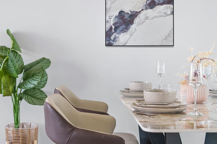 Doorstep To Metro & Iconic  Harbour Bridge View - North Sydney