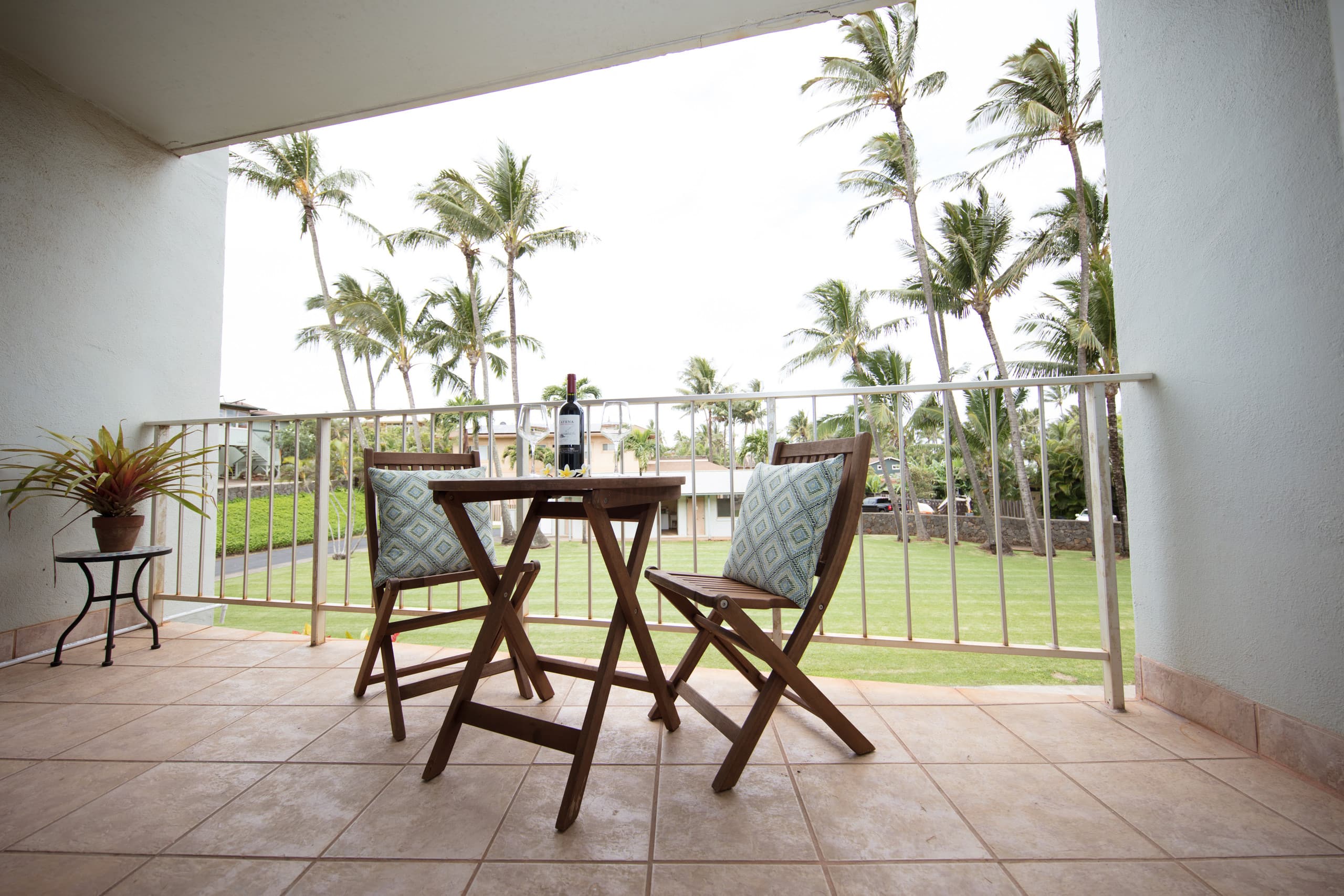 Condo in Paia · ★4.86 · 1 bedroom · 2 beds · 1 private bath - Image 17