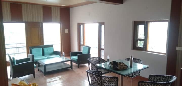 The Villa - Chail