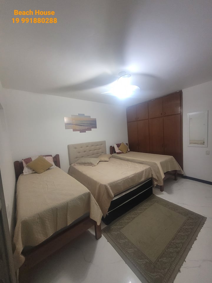 Стая залез!
1 cama Box Casa. 
2 Единични легла 
2 допълнителни единични матрака