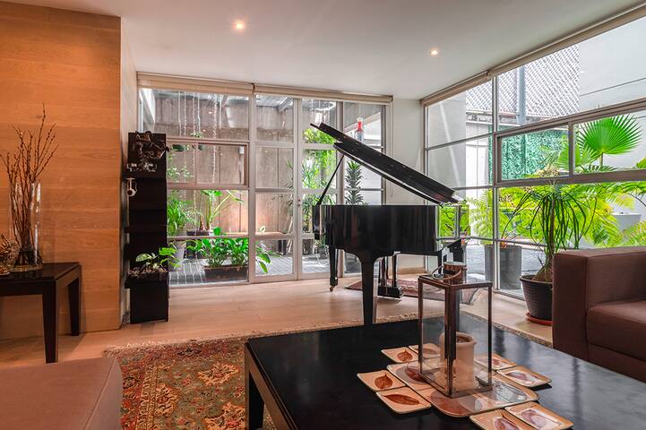 Exclusive oasis in Las Lomas, CDMX premiere area gallery image 4