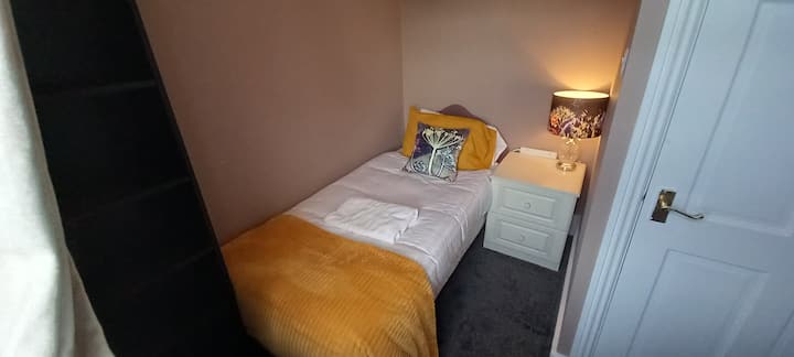 Уютна, трета единична спалня.